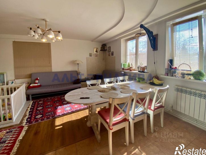 4-комн квартира Оптимистов пер, 11,  д. 11