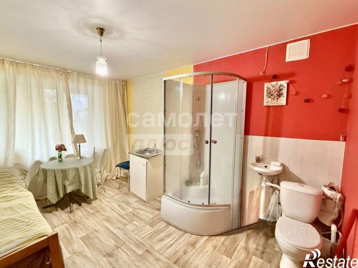 Комната ул 50 лет Комсомола, 20,  д. 20