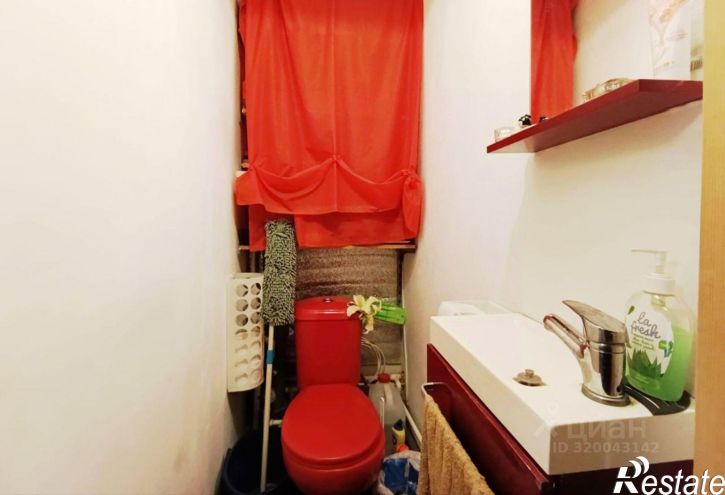 2-комн квартира Полевая улица, 42,  д. 42