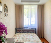 2-комн, 42кв м, этаж 1/2 