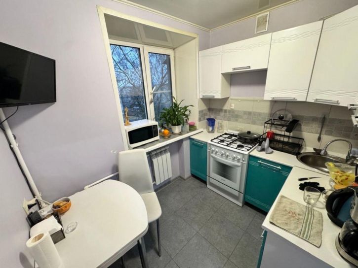 2-комн квартира Менделеева ул, 30