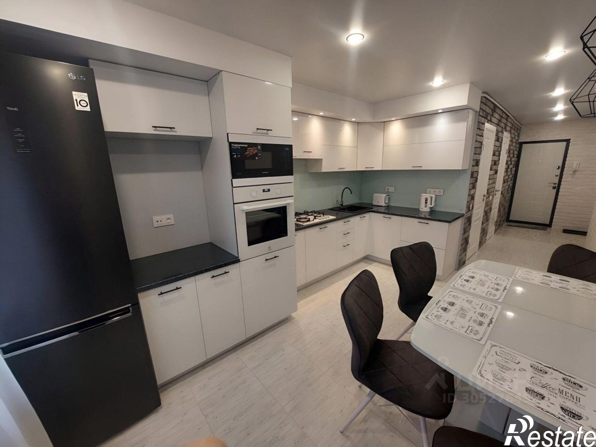 Сдать квартиру за 35 000 рублей на ул Первомайская, 8